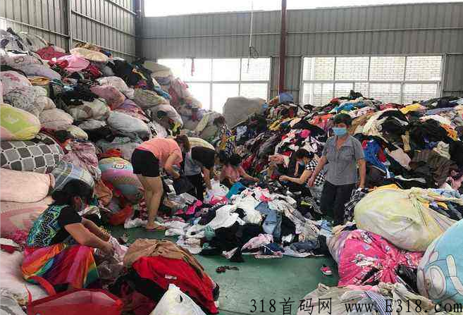 换吗app回收旧衣服靠谱吗 换吗旧衣回收加盟费正规吗